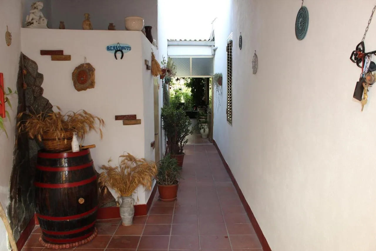 Bed & Breakfast Paui Càbras 0*,